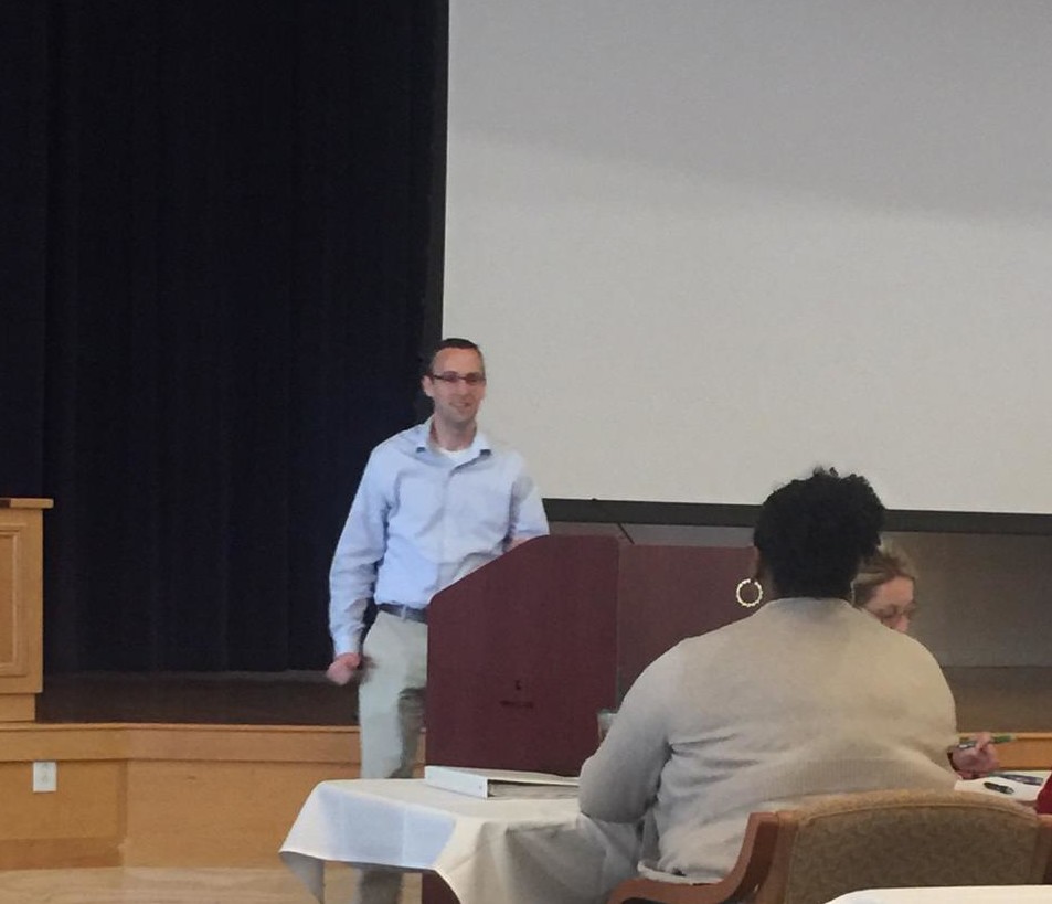 Mayberry Gardens Assisted Living Director Speaks To AL Managers In Dallas County