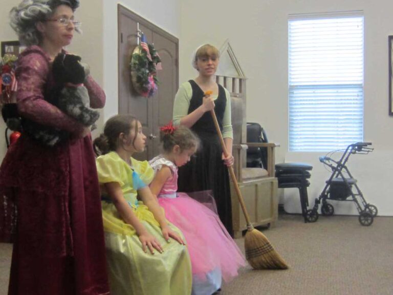 Richardson Children’s Theater Performs Cinderella