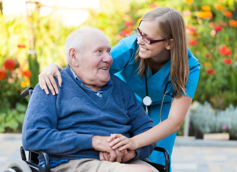3 Reasons To Choose Assisted Living For Alzheimer Care